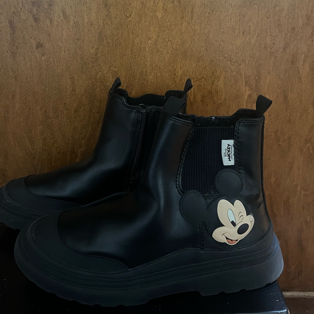 Zara size 37 Mickey Mouse Disney boots